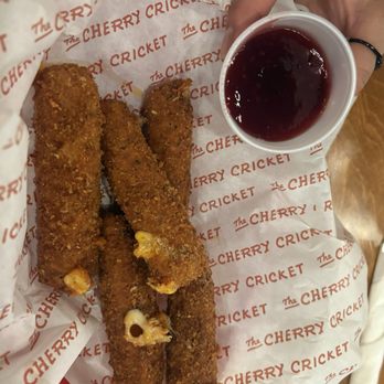 Cherry Cricket - Downtown - Cheese sticks - Sports Bars Near Me - Denver, Colorado