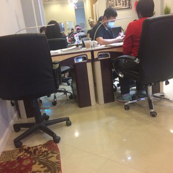 Diamond Nails and Spa - Monday night date with Diamond Nails in Waldorf - Nail Salons Near Me - Saint Charles, Maryland