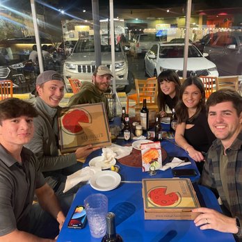 Reginelli's Pizzeria - Pizza Near Me - Baton Rouge, Louisiana