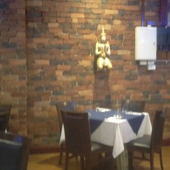 Narai Thai Restaurant - Inside - Thai Near Me - Northcote, VIC Narai Thai Restaurant - Inside - Thai Near Me - Northcote, VIC
