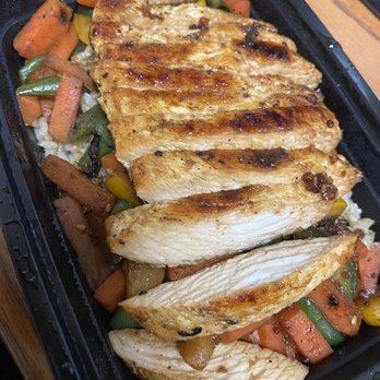 Saints Health Bar - Stir fry w/ brown rice soooo delicious. - Food Delivery Services Near Me - Bakersfield, California Saints Health Bar - Stir fry w/ brown rice soooo delicious. - Food Delivery Services Near Me - Bakersfield, California