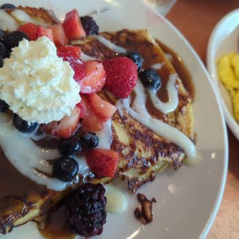 Another Broken Egg Cafe - Cinnamon french toast with scrambled eggs and ham - Breakfast & Brunch Near Me - Clearwater Beach, Florida Another Broken Egg Cafe - Cinnamon french toast with scrambled eggs and ham - Breakfast & Brunch Near Me - Clearwater Beach, Florida