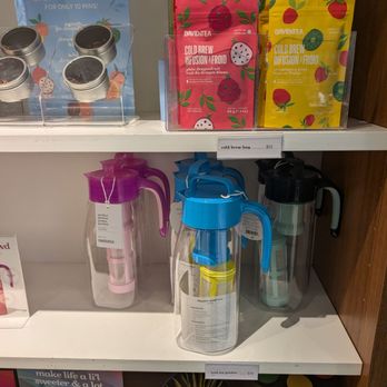DAVIDsTEA - Cold brew bags and perfect pitchers - Tea Rooms Near Me - Winnipeg, Manitoba DAVIDsTEA - Cold brew bags and perfect pitchers - Tea Rooms Near Me - Winnipeg, Manitoba