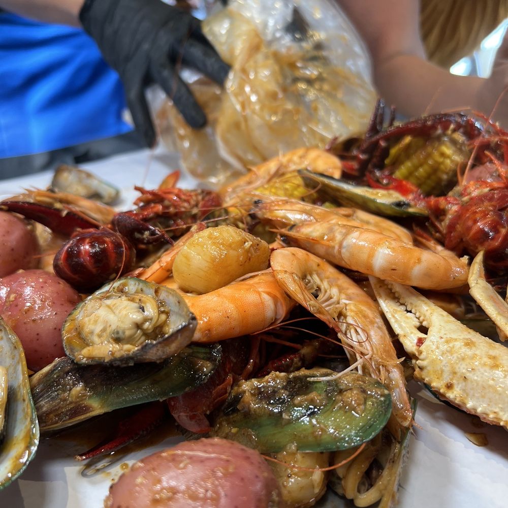 Mlem Mlem Crab - Cajun/Creole Near Me - Lakewood, California Mlem Mlem Crab - Cajun/Creole Near Me - Lakewood, California