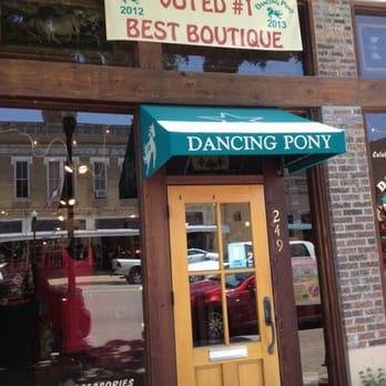 Dancing Pony Boutique - Women's Clothing Near Me - New Braunfels, Texas