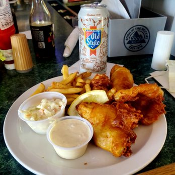 Coleman's Crystal Lake - Battered bluegills, fries, slaw. - American Near Me - Crystal Lake, Illinois
