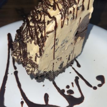 Bob Chinn's Crab House - Mud Pie - Seafood Near Me - Wheeling, Illinois Bob Chinn's Crab House - Mud Pie - Seafood Near Me - Wheeling, Illinois