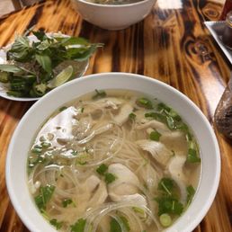 Large chicken and shrimp pho.