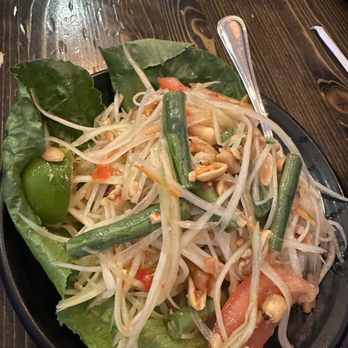 D E Thai Kitchen - Papaya salad - Thai Near Me - Las Vegas, Nevada