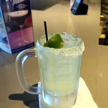 Chili's - Nicely presented House Margarita! - Bars Near Me - Sebring, Florida