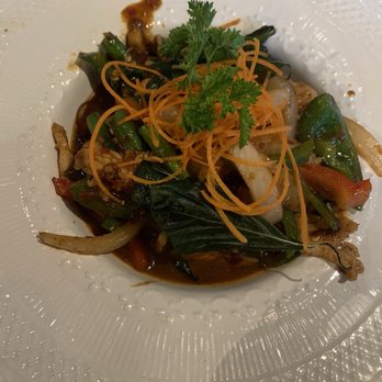 Paya Thai - Kra Pow Basil Chicken - Thai Near Me - Atlanta, Georgia