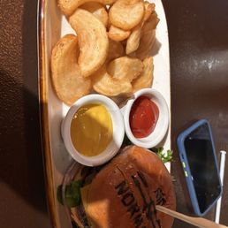 Cheeseburger + Fries