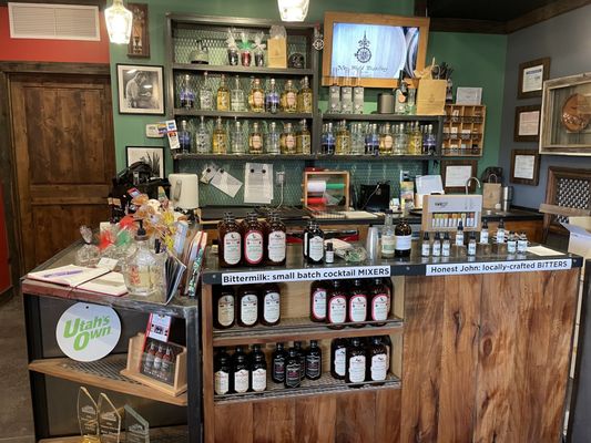 New World Distillery by null