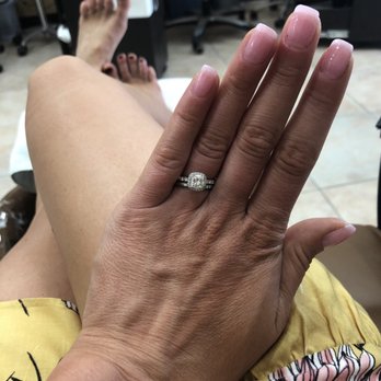 ProfessioNails & Spa - Nail Salons Near Me - Simi Valley, California