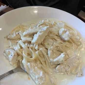 Italian Garden - Chicken Alfredo - Italian Near Me - Lindale, Texas Italian Garden - Chicken Alfredo - Italian Near Me - Lindale, Texas