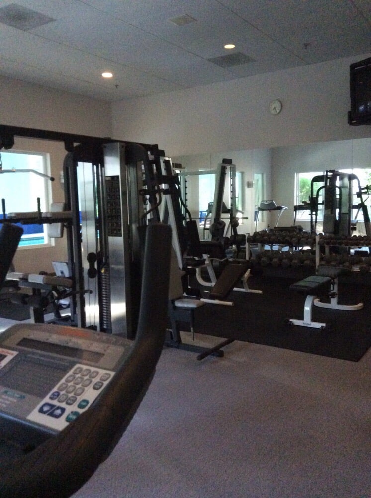 THE QUINTET CONDOMINIUMS 23 Photos 6695 W Burnside Rd, Portland