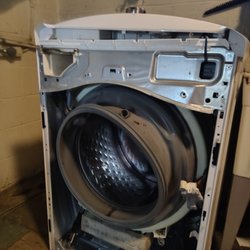 Sanchez Appliance Repair - Door gasket replacement on front load washer