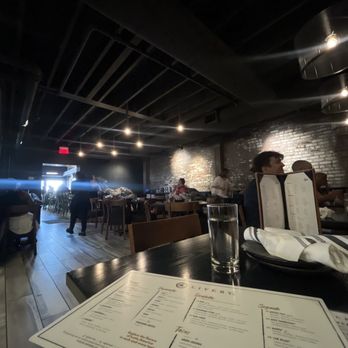 Livery - Indianapolis - Ambiance - Latin American Near Me - Indianapolis, Indiana Livery - Indianapolis - Ambiance - Latin American Near Me - Indianapolis, Indiana