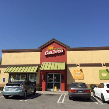 Del Taco - Mexican Near Me - Carson, California