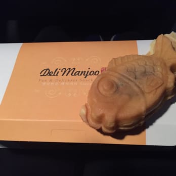 Taiyaki House - Box of red bean treats shaped like fish! - Street Vendors Near Me - Niles, Illinois Taiyaki House - Box of red bean treats shaped like fish! - Street Vendors Near Me - Niles, Illinois