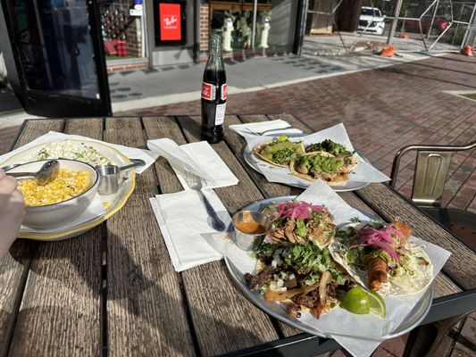 Taqueria Cinco by null