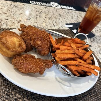 Willie Mae’s NOLA - Soul Food Near Me - New Orleans, Louisiana Willie Mae’s NOLA - Soul Food Near Me - New Orleans, Louisiana