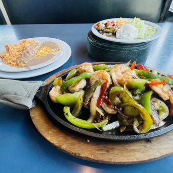Urban Sombrero - Shrimp fajitas - Mexican Near Me - Denver, Colorado Urban Sombrero - Shrimp fajitas - Mexican Near Me - Denver, Colorado