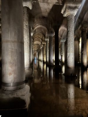 Basilica Cistern by null