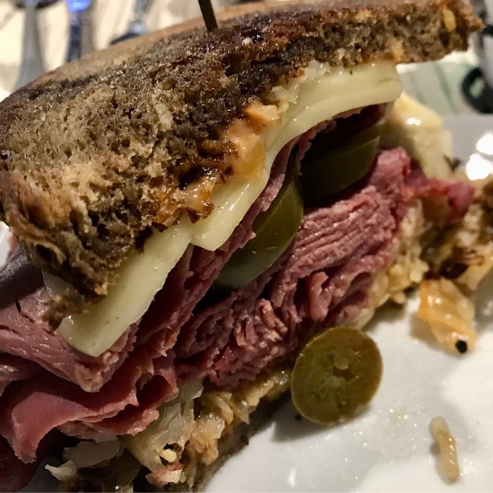 X Golf Hilton Head - Reuben Sandwich - Golf Near Me - Bluffton, South Carolina X Golf Hilton Head - Reuben Sandwich - Golf Near Me - Bluffton, South Carolina