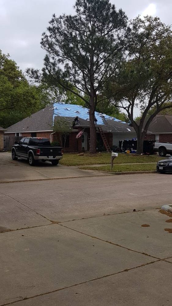 Slide of M&P Roofing