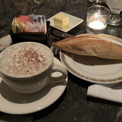 Freelance Cafe & Wine Bar