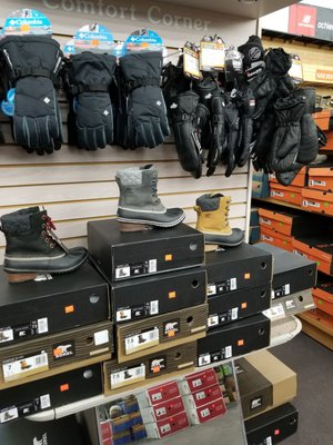 LOCKPORT OUTDOOR STORE - Updated October 2025 - 21 Photos & 15 Reviews - 5943 S Transit Rd