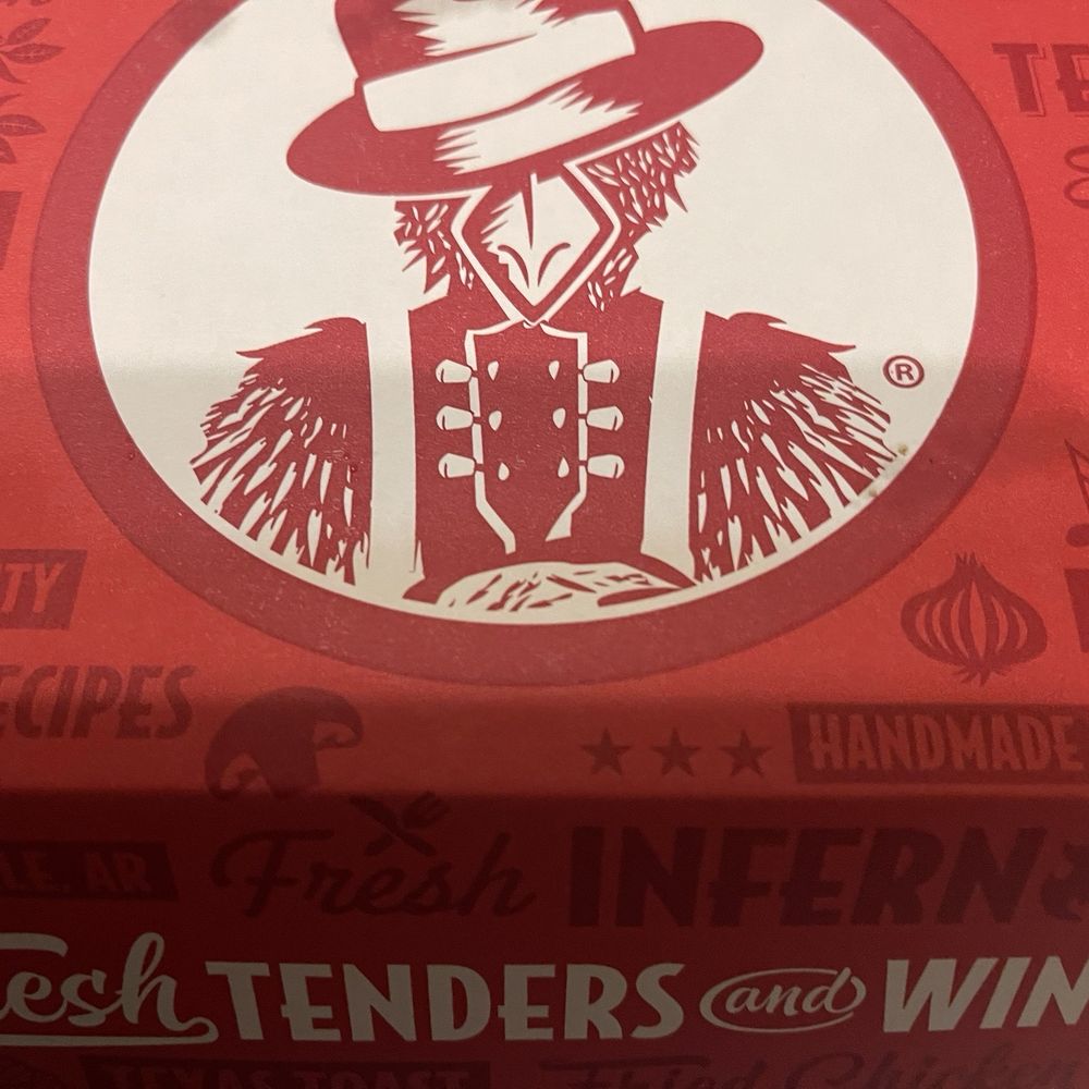 Slim Chickens - To Go Box - Chicken Shop Near Me - Waukee, Iowa