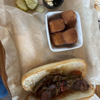Burnt End BBQ - Beef and pork sausage - Barbeque Near Me - De Soto, Kansas