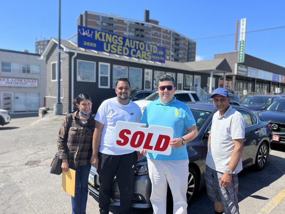 KINGS AUTO Updated August 2024 21 Photos 2655 Lawrence Avenue E