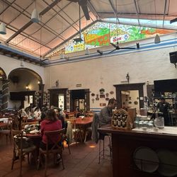 Los Milagros - Photo 3: Interior
