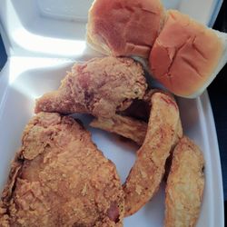 Lighthouse Kitchen - The chicken had great flavor and wasn't soggy. They do have healthier options available for sides