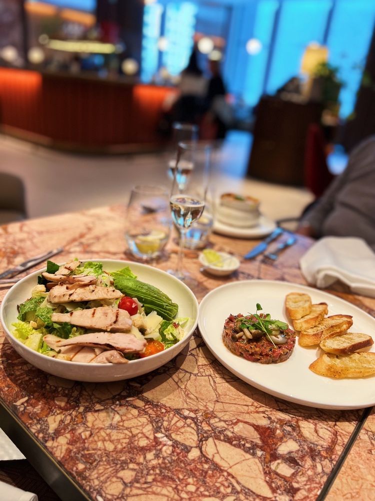 CAFÉ HOLT Updated June 2024 54 Photos & 13 Reviews 1307 Rue