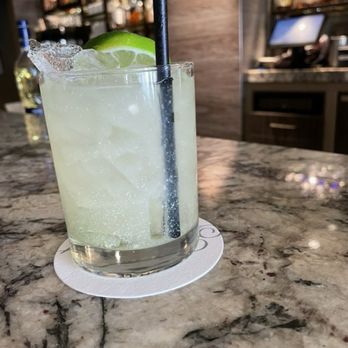 Brown's Beach House - Brown's Signature G&T - Hawaiian Near Me - Kohala Coast, Hawaii