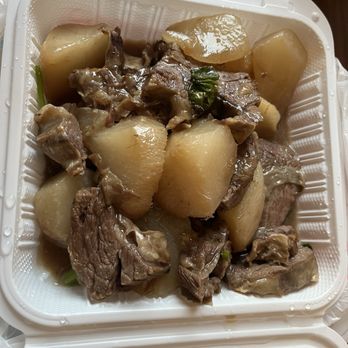 Fat Wong's Kitchen - Braised Beef Brisket & Turnip clap pot - Cantonese Near Me - San Bruno, California Fat Wong's Kitchen - Braised Beef Brisket & Turnip clap pot - Cantonese Near Me - San Bruno, California