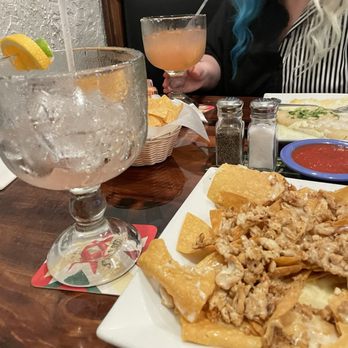 El Maguey Mexican restaurant - Grilled chicken nachos, rasberry margaritas - Mexican Near Me - Warrenton, Missouri El Maguey Mexican restaurant - Grilled chicken nachos, rasberry margaritas - Mexican Near Me - Warrenton, Missouri