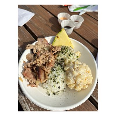 Buzz’s Hawaiian Grill by null