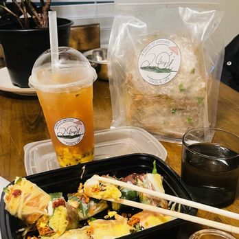 2Ơi - Sautee scallion, special roll, mango tea - Vietnamese Near Me - San Leandro, California 2Ơi - Sautee scallion, special roll, mango tea - Vietnamese Near Me - San Leandro, California