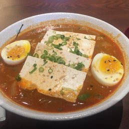 Ramen with tofu and vegetables.