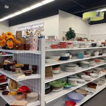 Goodwill - Community Service/Non-Profit Near Me - Herndon, Virginia