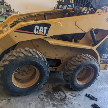 One Stop Engine Shop - Wiring diagnostic on a cat skid steer - Auto Repair Near Me - Chilliwack, British Columbia One Stop Engine Shop - Wiring diagnostic on a cat skid steer - Auto Repair Near Me - Chilliwack, British Columbia