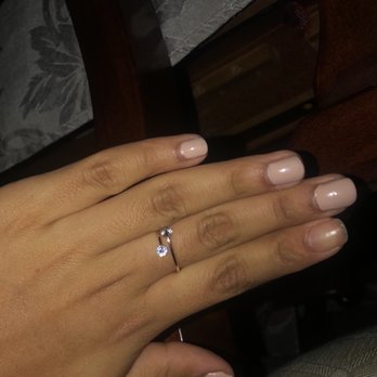 Modern Nails And Day Spa - This is a photo that my nails completely peeled off 2 days after being painted - Day Spas Near Me - Orange Park, Florida