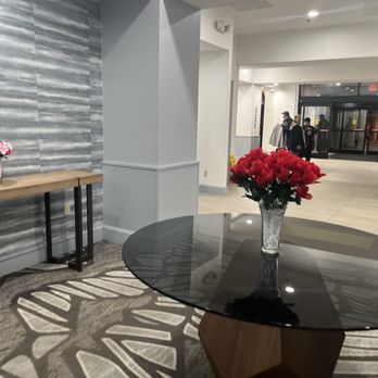 DoubleTree by Hilton Hotel Rocky Mount - Hotels Near Me - Rocky Mount, North Carolina