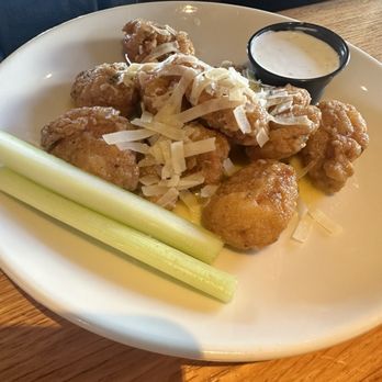 Applebee's Grill + Bar - American Near Me - Brooklyn, New York Applebee's Grill + Bar - American Near Me - Brooklyn, New York