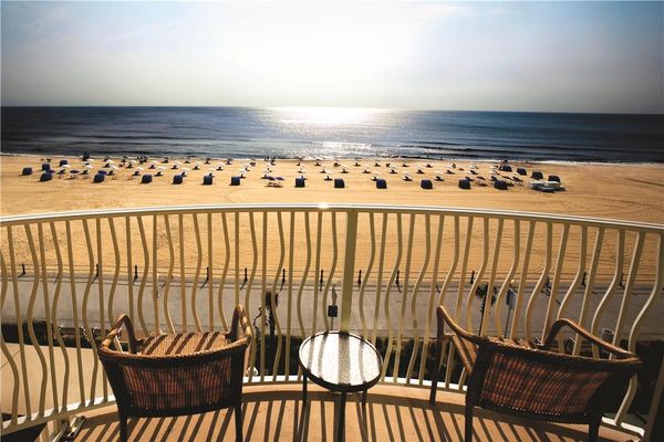 Hilton Virginia Beach Oceanfront by null